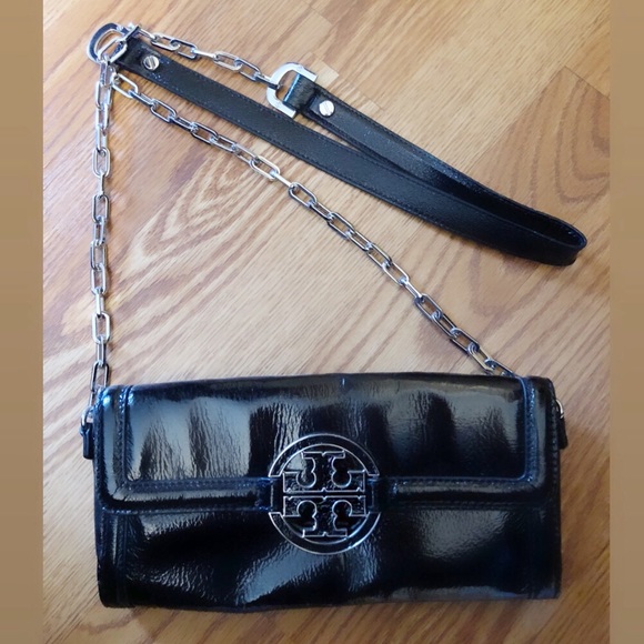Tory Burch Handbags - Tory Burch Crossbody Purse